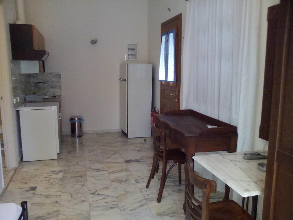 Vaporia Apartment Ermoupoli Exterior photo
